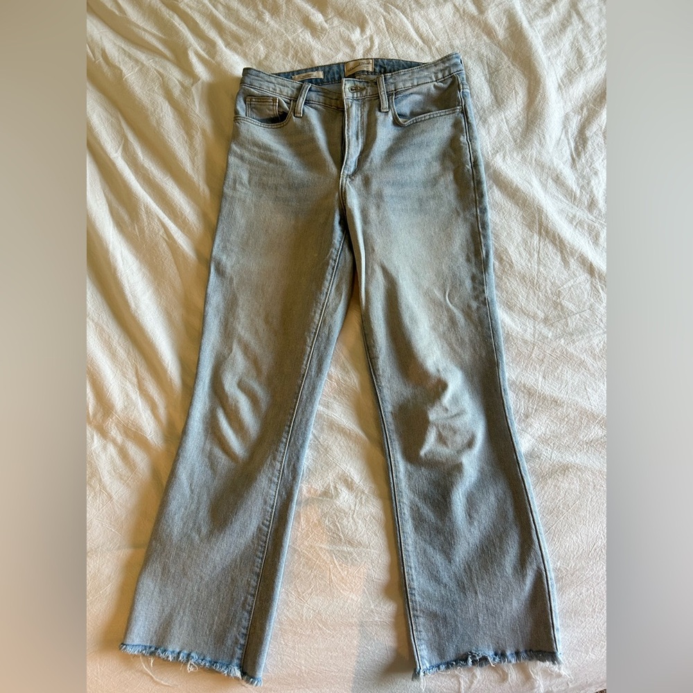 Universal Thread Ankle Bootcut Jeans Light Wash